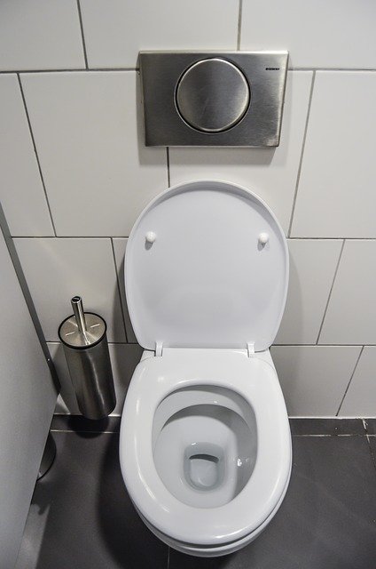 Houten toilet borstel houder afbeelding