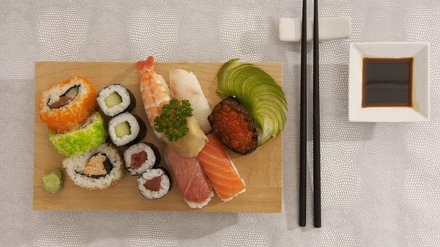 Houten sushi plank afbeelding