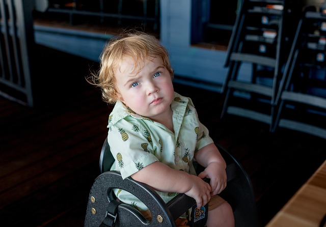 Houten meegroeistoel afbeelding